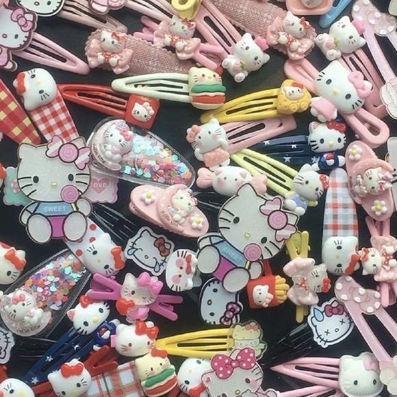 19pcs random Hello kitty hairpins - Picture 4 of 6